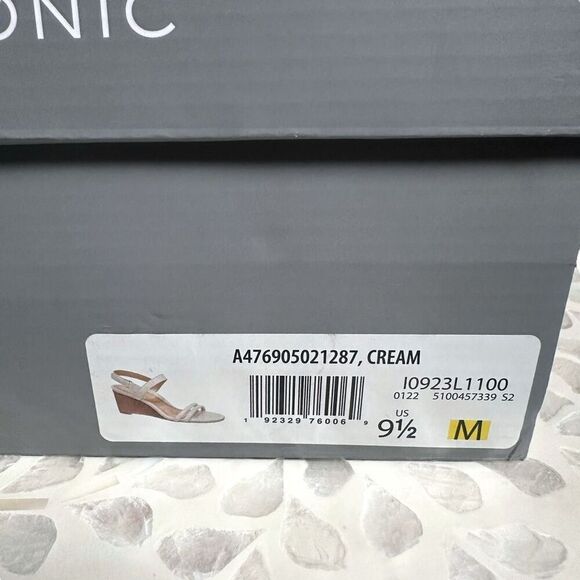 Vionic Emmy Supportive Wedge Sandals Leather Strappy Slingback Comfort Podiatris - Picture 14 of 16